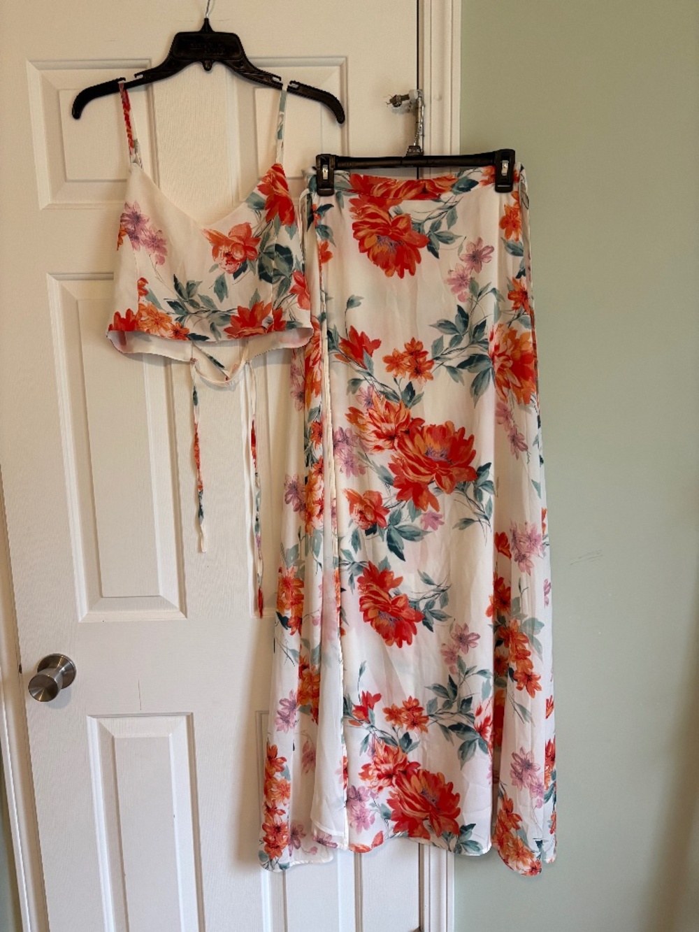Tropical Floral 2 piece maxi dress, NWOT